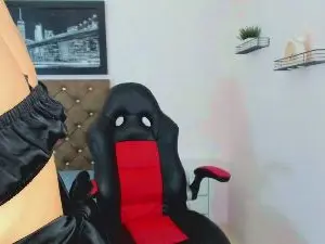 Cam4 Sex Cam of karol_deny