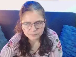 Cam4 Nude Webcam of Linda_banks_