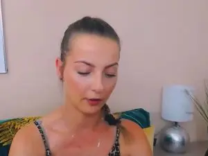 Cam4 Free Live Porn of SexyNatalie