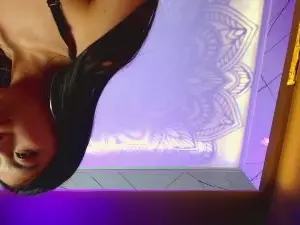 Cam4 Watch Live Sex Cams of Chloe_Martini