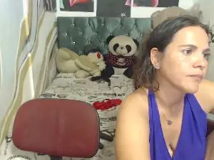 Cam4 Live Sex of solyluna20222