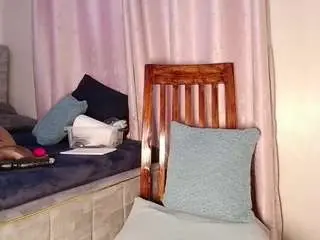 Camsoda Watch Live Sex Cams of curvymelanin