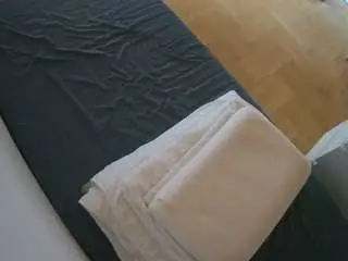 Camsoda Live Sex Cam of voyeurcam-julmodels-greybed-2