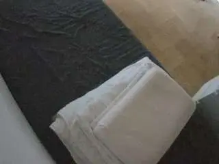 Camsoda Live Sex Cam of voyeurcam-julmodels-greybed-2