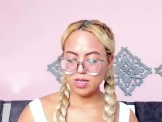 Camsoda Private Sex Chat of criistybloom