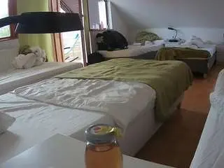 Camsoda Live Porn of voyeurcam-julmodels-bed-2