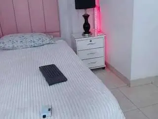 Camsoda Watch Live Sex Cams of ivyy-crystal