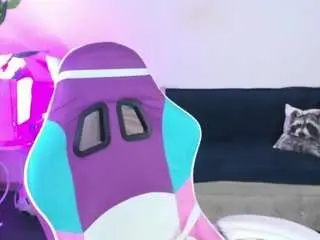 Camsoda Live Porn of elira-vane
