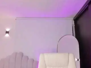 Camsoda Nude Webcam of amberlewis