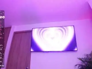 Camsoda Sex Chat of angel-rouse