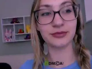 Camsoda Private Sex Chat of so-hot-rosalie