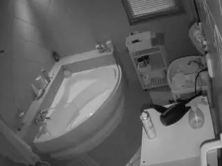 Camsoda Best Webcam of voyeurcam-julmodels-bath-1st-2