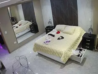 Camsoda Adult Video Chat of voyeurcam-casa-salsa-bedroom-4