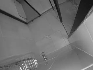 Camsoda Free Live Porn of voyeurcam-jb-shower-2