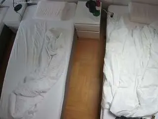 Camsoda Live Porn of voyeurcam-julmodels-bed-5