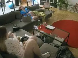 Camsoda Nude Webcam of voyeurcam-julmodels-living-3