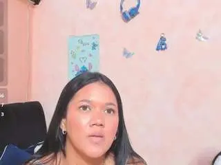 Camsoda Free Porn Cam of sara-mia
