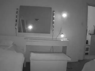 Camsoda Sex Chat of voyeurcam-julmodels-living-6