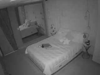 Camsoda Free Porn Cam of voyeurcam-casa-salsa-bedroom-2