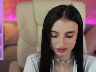 Camsoda Free Porn Cam of emilyymoon