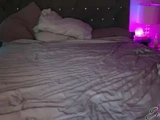 Camsoda Sex Cam of evajonez