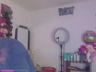 Camsoda Watch Live Sex Cams of hilari18