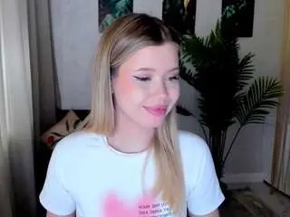 Camsoda Nude Webcam of unforgettablealice