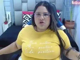 Camsoda Free Porn Cam of evelinzaens
