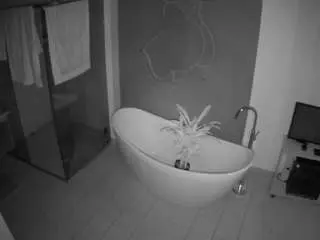 Camsoda Free Live Porn of voyeurcam-casa-salsa-bathroom-5