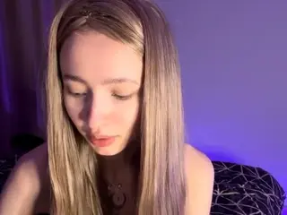 Camsoda Sex Cam of allenakaralis