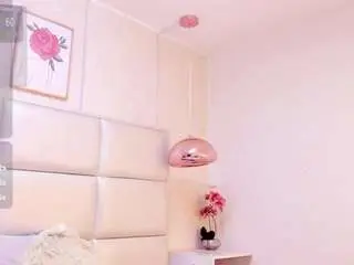 Camsoda Sex Cam of xara-u