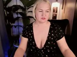 Camsoda Sex Chat of yolandakiss