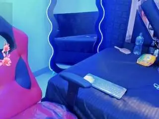 Camsoda Free Porn Cam of queenjen