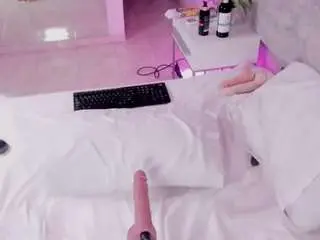 Camsoda Sex Cam of roussweet