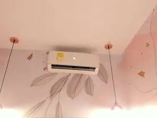 Camsoda Free Porn Cam of juliet-miiller