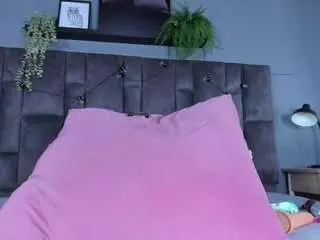 Camsoda Free Live Porn of dulceaurora1