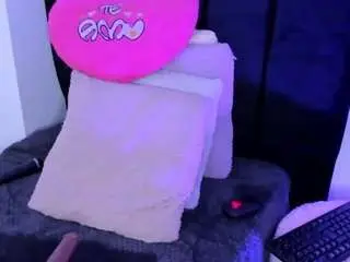 Camsoda Nude Webcam of mara-cookk