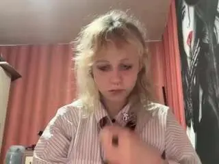 Camsoda Free Live Porn of alysestrawn