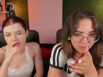 Chaturbate Adult Webcams of kiki_swan