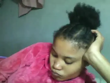 Chaturbate Live Sex Cam of simirna98