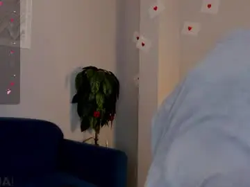 Chaturbate Nude Webcam of lea_much