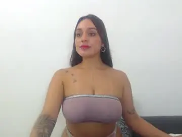 Chaturbate Nude Webcam of renatabrownn28