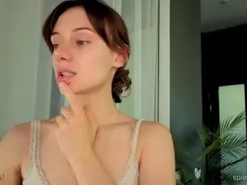 Chaturbate Live Sex Cam of spring_forestxx