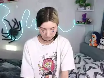 Chaturbate Live Sex Cam of emmie_everly