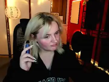 Chaturbate Live Sex Cam of katybriggs