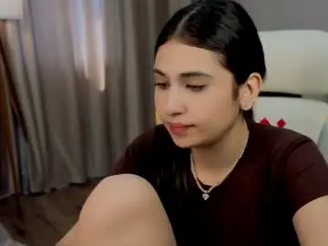 Chaturbate Live Sex Cam of monarchbaby