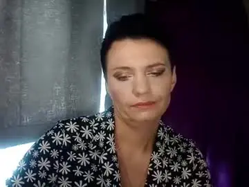 Chaturbate Private Sex Chat of hotmamaqueen234