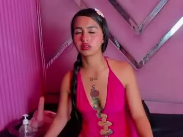 Chaturbate Watch Live Sex Cams of cloemorenti_