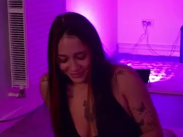 Chaturbate Free Porn Cam of kyradesire