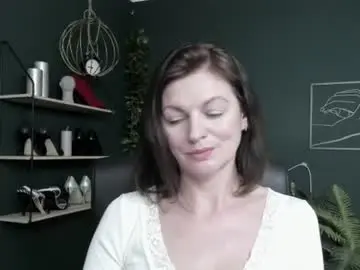 Chaturbate Live Porn of vivian_dream
